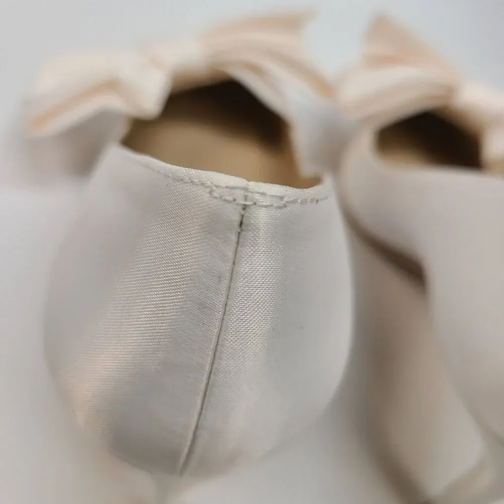 Stuart Weitzman White Satin Bow Pointed Toe Stiletto Pumps Heels Sz 6B Bridal